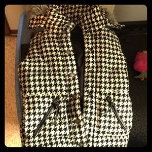 Bb Dakota black and white Vest